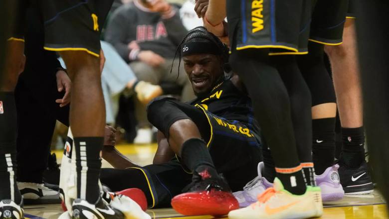 Warriors&rsquo; Jimmy Butler diagnosed with torn ACL, expected to miss rest of the season - Ảnh 2