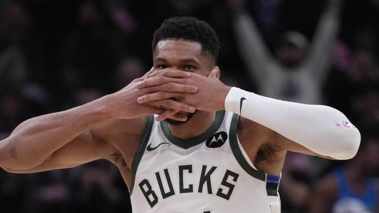 Giannis Antetokounmpo slams 'selfish' teammates following loss to Thunder - Ảnh 2