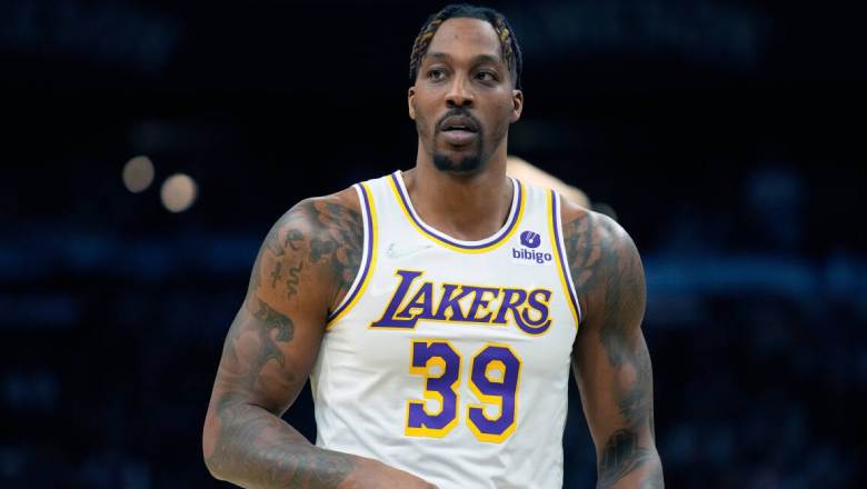 Who has the most double-doubles in NBA history? A list ranking the all-time career leaders - Ảnh 2