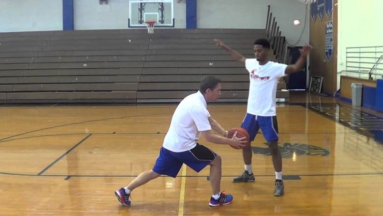 What is a Euro step? Understanding the footwork that changed NBA scoring - Ảnh 3